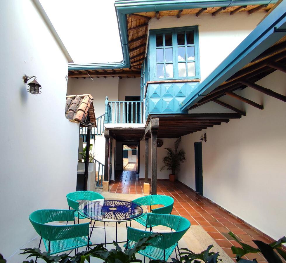 Trip Monkey Giron Hotel ภายนอก รูปภาพ