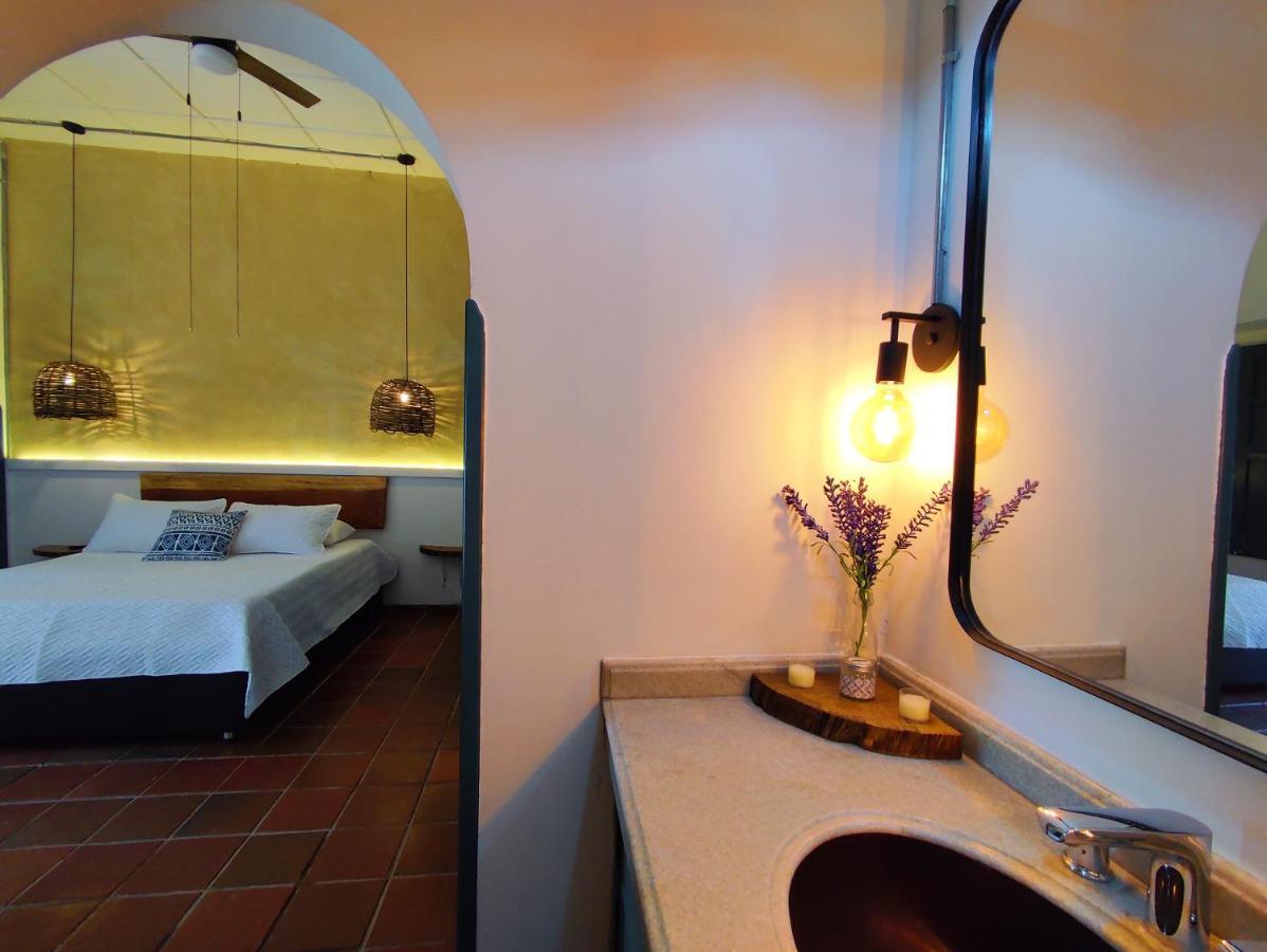 Trip Monkey Giron Hotel ภายนอก รูปภาพ