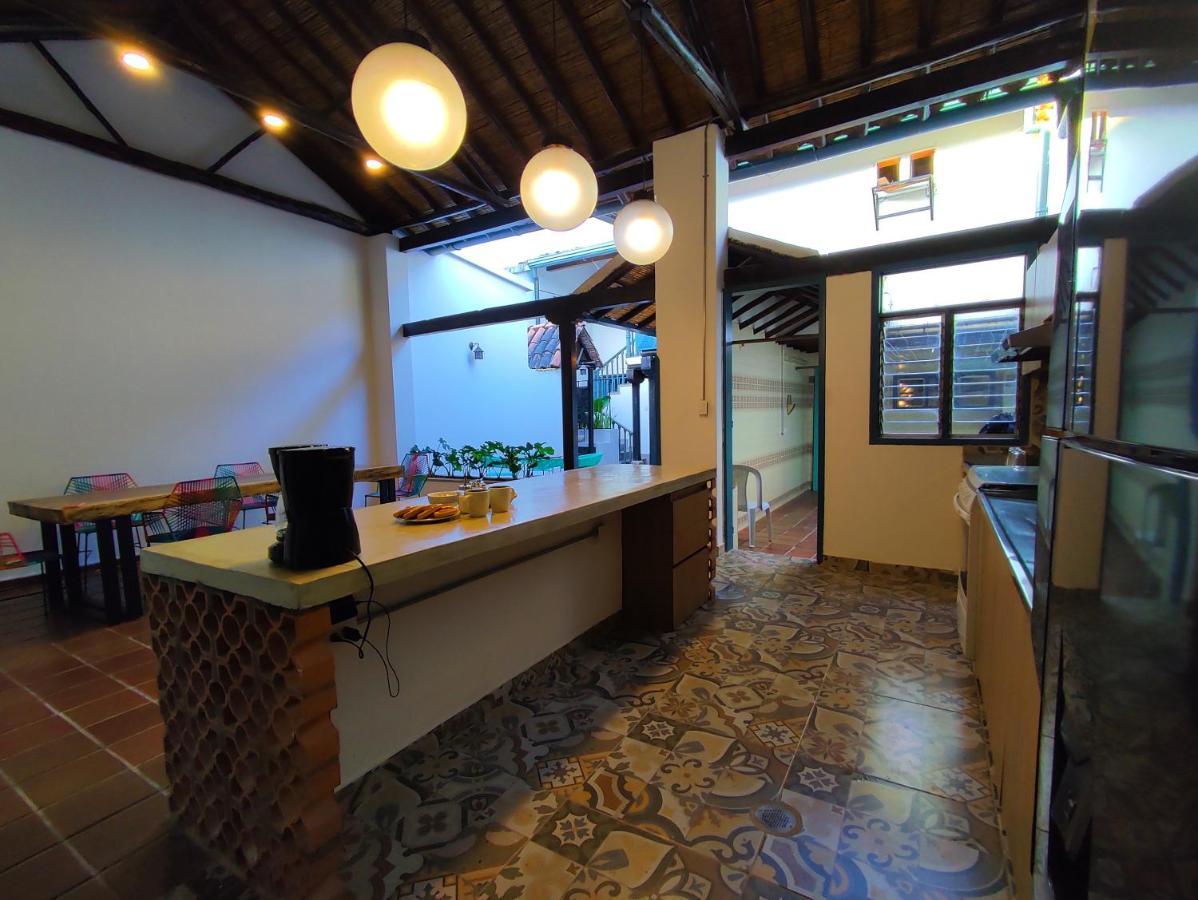 Trip Monkey Giron Hotel ภายนอก รูปภาพ