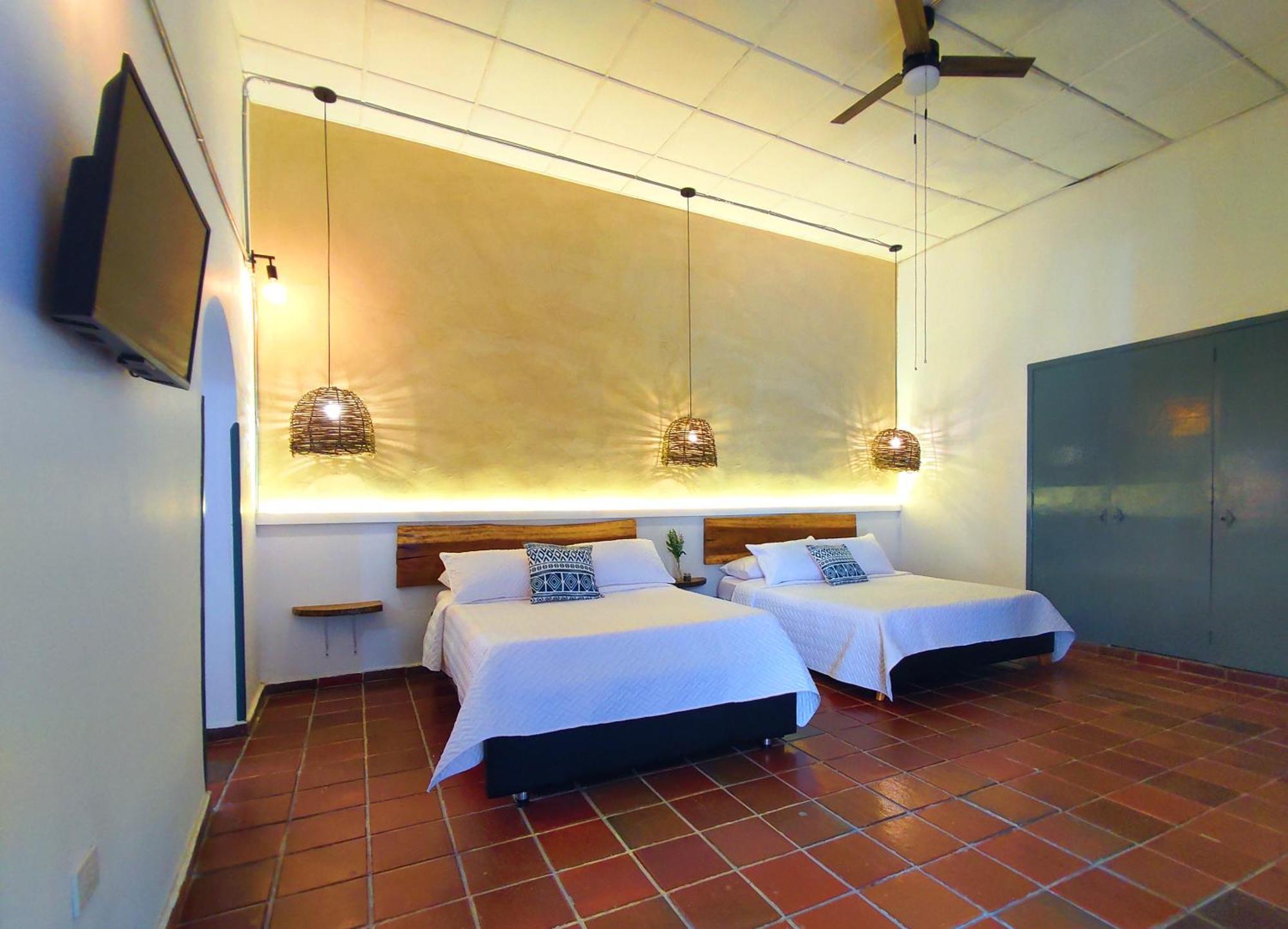 Trip Monkey Giron Hotel ห้อง รูปภาพ